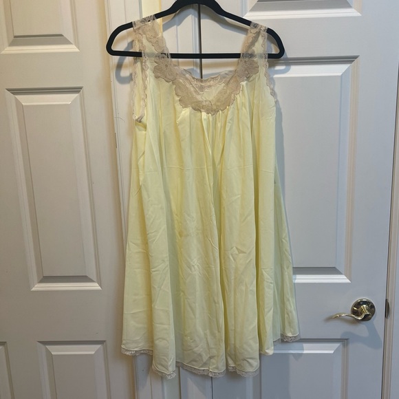 Lingerie By George Hatab Yellow Slip - Picture 1 of 8